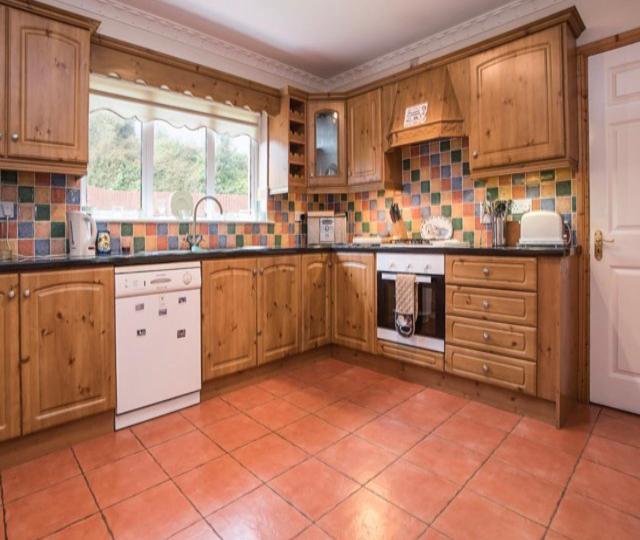 Superior 4 Bed House In Moville Donegal . Villa Eksteriør billede
